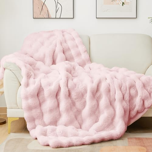Latepis Pink Faux Fur Throw Blanket for Couch Bubble Soft Warm Furry Blanket for Sofa Bedroom Cozy Blankets for Women Gift Luxury Blankets for All Seasons 127 * 152cm, 860gsm