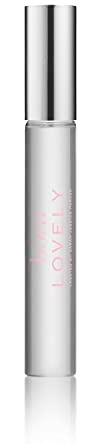 Born Lovely By SJP Rollerball für Damen, zeitlos, klassisch, feminin, elegant, funkelnd und unerwartet - Mandarine, Pfingstrose, Rouge-Freesie und süßes Karamell, 10 ml