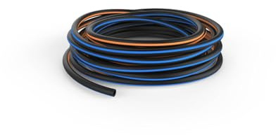 Fiskars Manguera de Jardín S, Sólida, Manguera de Agua para Riego Manual, 13 mm (1/2), Longitud: 15 m, Conexión Universal, Resistente a Rayos UV, Heladas y Torsiones, Azul, 1076049