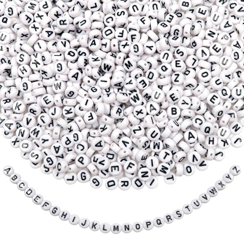 TOAOB 1 000 st runda bokstavspärlor vita alfabetspärlor i akryl för armband, ABC-pärlor med svart ord A till Z 7 mm för gör-det-själv-halsband, smyckestillverkning