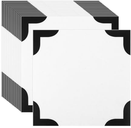 CYEER Uppsättning av 20 självhäftande vinylgolv – 30 x 30 cm PVC golvplattor (1,8 m²) – vattentätt fyrkantigt rammönster i svart på gräddvit golvbeläggning för kök och badrum – vänlig hyreslägenhet