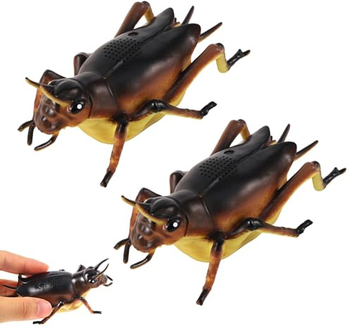 BTFO 2pz Scherzo Grillo Che Fa Rumore con 9 Suoni, Macchina Fare Rumore Fastidioso con Design Realistico a Forma di Grillo Gadget Divertenti e Nascosti Scherzi per Prati All'Aperto Erba Casa