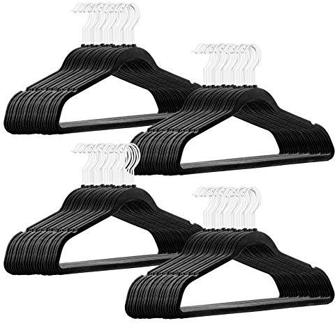 100 Stück hochwertige Samt Kleiderbügel in der Farbe Schwarz mit weißem Haken/Anti-Rutsch/von StickandShine