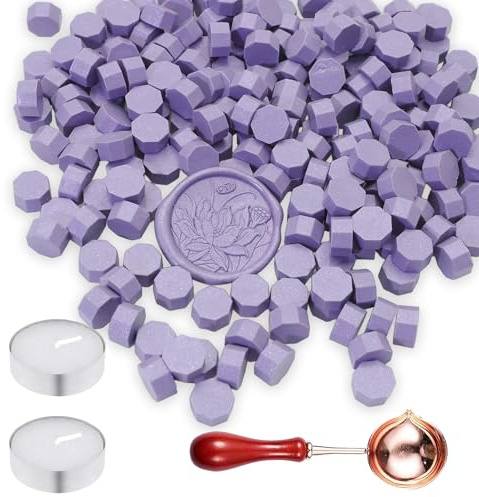Kit de Cire à Cacheter, Lot de 400 Perles de Cire à Cacheter Octogonales,1 Cuillère à Fondre, 2 Bougies Chauffe Plat, pour Emballage Cadeau, Violet Clair