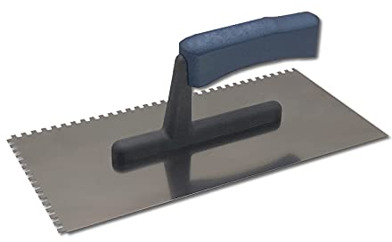 DEWEPRO Zahnkelle 4x4 mm CLASSIC - Edelstahlblatt 270x130mm - Säurebeständig und Rostfrei - ergonomisch geformter Holzgriff