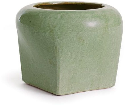 RELIQUARY CACHEPOT 8