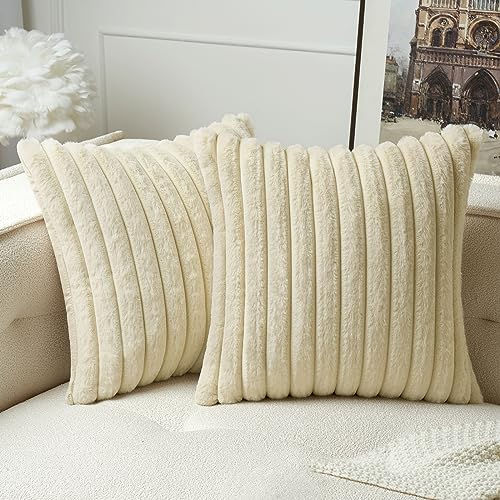 MIULEE Plüsch Kissenbezug 40x40 Weihnachten Deko Flauschige Kissenbezüge Kunstpelz Fell Sofakissen Flauschig Dekokissen Kissenhülle für Wohnzimmer Schlafzimmer Sofa Kuschelkissen Beige 2er Set