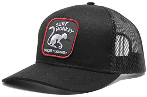 DRESSED IN MUSIC PLAY WITH ME Surf Monkey Gorra Tipo Trucker - Visera Curvada - Gorra Ajustable Snapback - Parche Bordado Diseño de 6 Paneles - Surfing The Basque Country