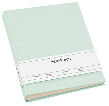 Semikolon 361765 Foto-Album Classic Medium - 21,6 x 25,5 cm - 80 Seiten cremefarben, für 160 Fotos - moss pastell-grün