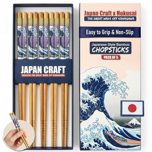 Japanese Bamboo Chopsticks – The Great Wave Design by Katsushika Hokusai – Reusable Natural Bamboo Chopsticks for Sushi, Ramen & Asian Food – Lightweight, Eco Friendly, Food Safe - Set of 5 Pairs