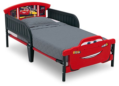 Delta Children 3D-Footboard Toddler Bed, Disney/Pixar Cars 3