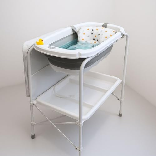 BATHBY Bañera Multifuncional para Bebé 5 en 1: Plegable con Soporte, con Cojín Antideslizante, Cambiador, Bandejas Organizadoras, Desagüe con Tubo y Soporte para Ducha (Gris Cojín)