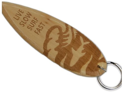 AXLorange Mini Surfbrett Hawaii Schlüsselanhänger aus Holz, mit Schriftzug, ca. 10 x 3,2 cm (Live slow - Surf fast)
