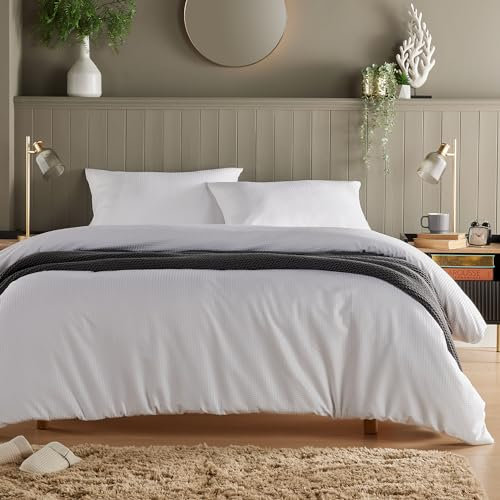 Olivia Rocco Monaco Seersucker Duvet Cover Set Super Soft Easy Care, Breathable, Stylish Comforter Quilt Cover Bedding Bed Linen Sets with Pillowcases, White Double