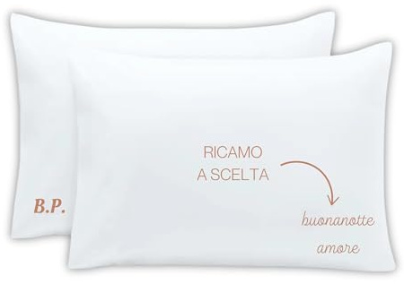 MAYRA Coppia di Federe Personalizzate | Copri Cuscino in 100% Cotone di Alta Qualità | Personalizzabili con Ricamo Nome, Iniziali, Logo, Hotel | Made in Italy | Idea Regalo (Bianco)