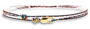 Made by Nami Bracelet Fin pour Hommes et Femmes avec Fermoir Mousqueton Artisanal - Bijoux de Surfeur Maritime - Bracelet Minimaliste en Tissu - 100% Étanche et Réglable (Dark Multi Or)