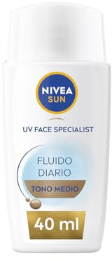 NIVEA SUN Fluido Diario con Color FPS 50+ 40 ml, protector solar facial con Ácido Hialurónico, Licocalcón A y Niacinamida, crema solar facial ultra ligera, protección solar con efecto mate, tono medio