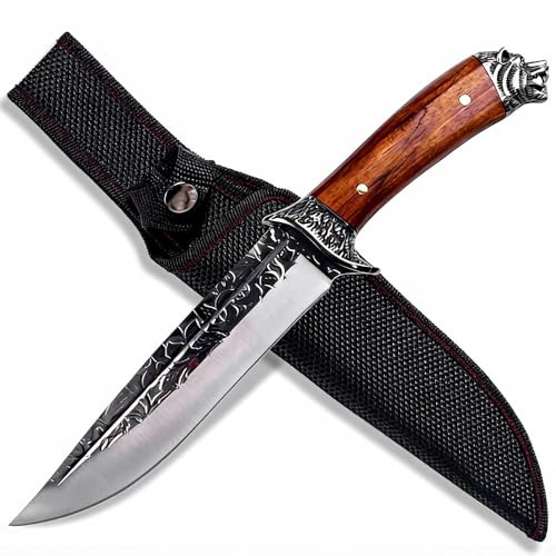 Couteau Outdoor 30cm – Lame Straight-Back Fine avec Dos Noircie et Finition Marteau, Garde en S Décorée, Poignée en Bois de Hêtre Sombre avec Contrepoids Tête de Loup, Compagnon Robuste pour la Nature