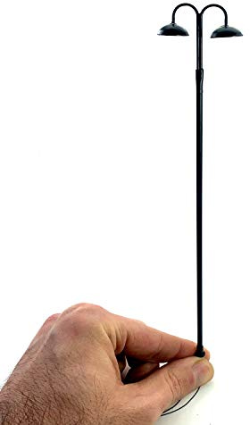 Lampione DL11 alto 20 cm per presepe e diorama con microlampada led