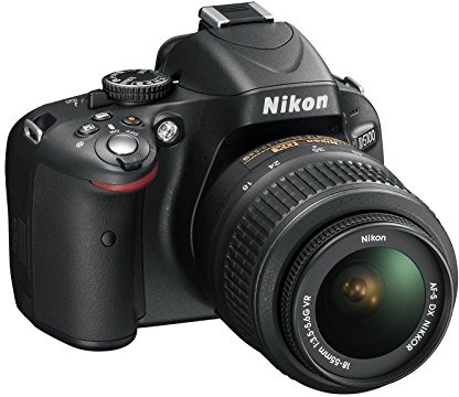 Nikon D5100 Appareil photo numérique Reflex 16.2 Kit Objectif VR 18-55 mm Noir (Reconditionné)