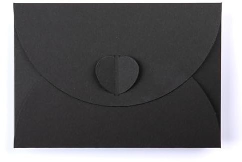 PresentFill® Briefumschläge (50 x Stück) DIN C6 ohne Fenster mit Herz Verschluss in Schwarz - aus 210 / gm² starkem 100% Recycling Vintage Kraftpapier im Format 162 x 114 mm
