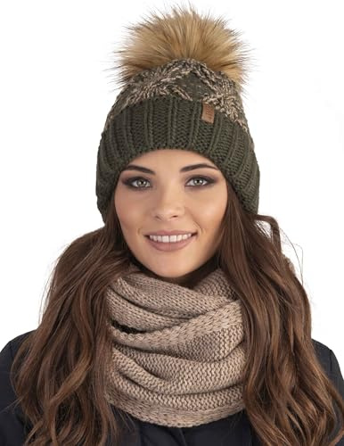 Vivisence Cappello Invernale da Donna con Pompon Fodera Interna in Pile Morbido Realizzato in Filato Caldo Ed Elasticizzato Perfetto per Le Giornate Fredde, Verde,Taglia Unica