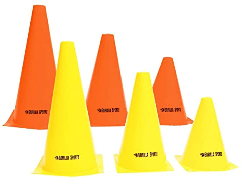 GORILLA SPORTS® Markierungskegel - 10 Stück Pylonen, 17 cm/23 cm/30 cm, Kunststoff, Gelb/Orange - Hütchen Set, Markierkegel, Verkehrshütchen, Markierungshütchen, Leitkegel, Trainingshilfen für Fußball