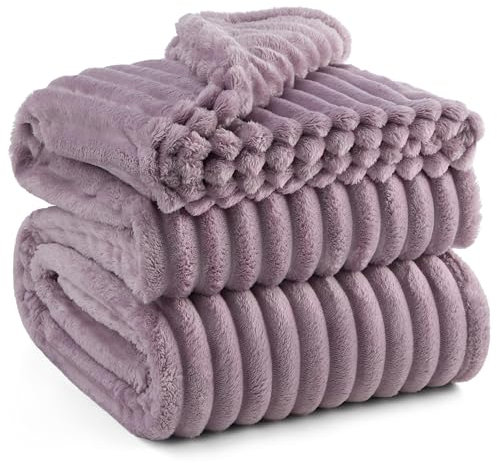 Bedsure Fluffy Fleece Blanket King Size for Bed - Soft Cosy Warm Blankets, Soft Cute Double Size Throw Gifts for Women and Girls, Light Purple, 230x270 cm