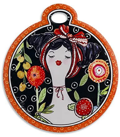 Egan Sottopentola Collezione Le pupazze. Oggetto Realizzato in Ceramica Smaltata di Colore Nero. Dimensione: 16x18 cm. La referenza è PU25T/N