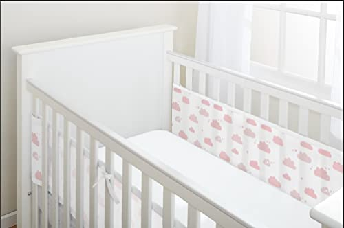 BreathableBaby, Klassische 3 mm atmungsaktive Netzeinlage für Kinderbetten mit 120 x 60 cm oder 140 x 70 cm Matratze, rosa Wolken, deckt 2 Seiten ab, nicht gepolstert, einlagige Bettumrandung,