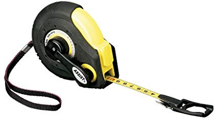 Cinta métrica 30 m x 13 mm, duradera y flexible, ideal para medir grandes distancias en construcción y diseño.