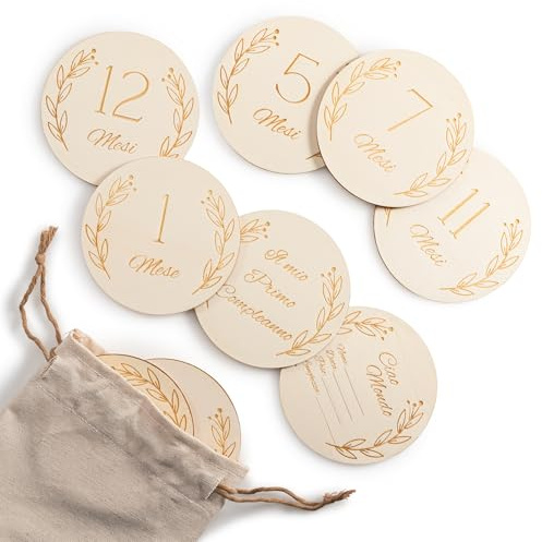Wood You Buy Milestone Baby Cards, Set di 14 Dischi in Legno per Traguardi del Neonato con Sacchetto, Cartelli Mensili 1-12 Mesi, Hello World Nascita, Egalo Nascita e Battesimo