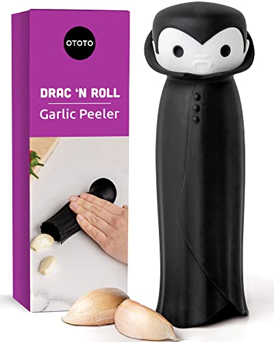 OTOTO Drac N' Roll Vampiro Rullo d'aglio, tubo in silicone per pelare l'aglio - rullo in silicone per pelare l'aglio per Halloween - gadget da cucina, rullo per pelare l'aglio, trita aglio