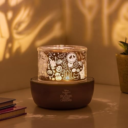 Paladone Nightmare Before Christmas Projektionslicht - Offiziell lizenzierte Projektorlampe mit Sounds und austauschbaren gruseligen Szenen mit Jack Skellington, 4 Lichtmodi, Halloween-Dekorlicht