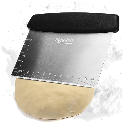 COM-FOUR® Premium spatola per pasta, tagliapasta in acciaio inossidabile, tagliapasta con manico tondo, tagliapasta con lati dritti, spatola da cucina (1 pezzo - color argento - quadrato)