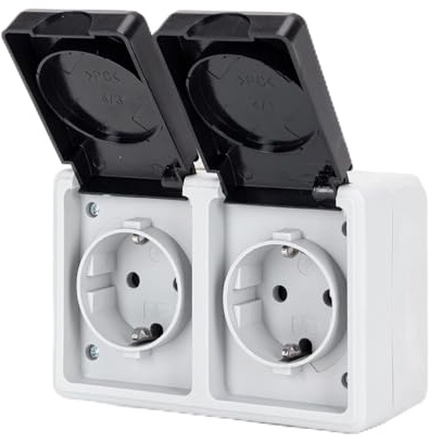 Tysk 2-vägs ytmonteringsuttag – grå – perfekt för säkra och hållbara elinstallationer, kombinerar funktionalitet och modern design för alla utrymmen.