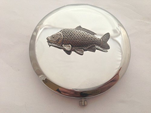 F35 Common Carp Impresionante emblema de peltre en un espejo compacto redondo pulido para mujer en caja de presentación viene con embalaje Pride In Details. Fabricado en Sheffield