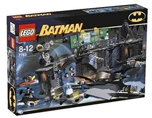 LEGO - Lego Batman 7783 The Batcave: The Penguin and Mr Freeze's Invasion