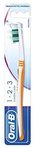 Oral-B 1,2,3 Classic Care Kurzkopf Zahnbürste, 35 mittel, Farblig Sortiert (1 Stück)