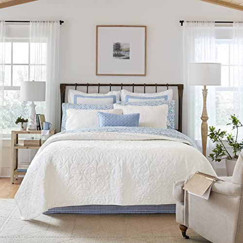 Laura Ashley – Twin Quilt Set, Soft & Lightweight Bedding with Matching Sham, Cottage Style Room Decor, College Dorm Room Essentials (Felicity White)