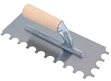 Raimondi – Platoir denté 9 mm avec manche bois 28 x 12 cm
