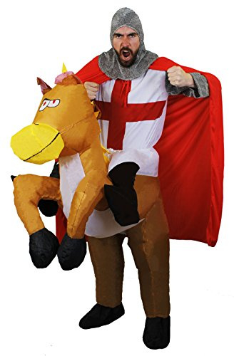 Déguisement de chevalier sur son cheval pour adulte avec une tunique blanche à croix rouge + une cape rouge + protection souple pour la tête + un pantalon gonflable en forme de cheval cabré. Ideal pour les enterrements de vie de garçon. ( Large )