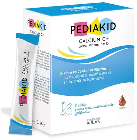 PEDIAKID - Calcium C+ et Vitamine D - Complément Alimentaire Naturel - Couvre 100% des AJR en Calcium - Maintien du Capital Osseux et Dentaire - Goût Cola - 14 Sticks de Poudre Orodispersible