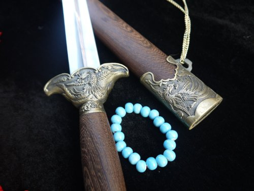 Chinese Sword/Training Sword/Tai Chi jian/Stainless Steel/Rosewood Scabbard Phoenix Pattern