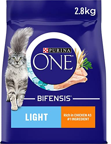 PURINA ONE | Light Dry Cat Food Chicken and Wheat, 3kg