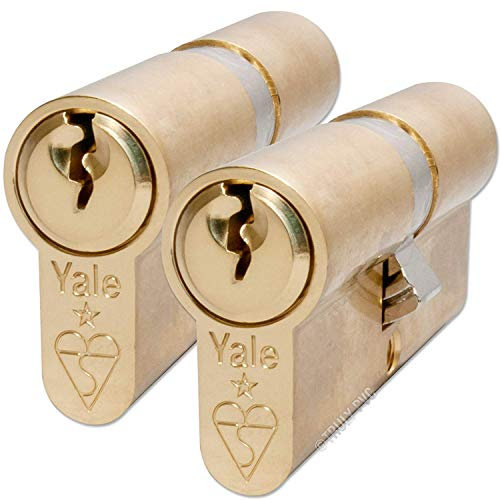Yale KM3545-PB-KA - Set di 2 cilindri con sigillo di qualità a doppia stella, 3 chiavi, ad alta sicurezza, adatti a tutti i tipi di porte, finitura in ottone, 35:10:45 (90 mm)