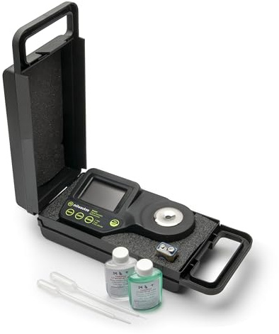Milwaukee Salinity Digital Refractometer with Carrying Case for Saltwater Aquariums - MA887BOX