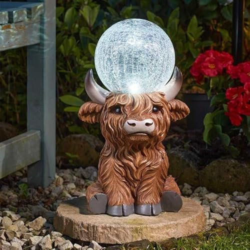 Garden Mile Highland Cow Garden Ornaments with Solar Powered LED Light - Large Outdoor Resin Cow Figurine Outdoor Solar Powered Crackle Ball Garden Decorations Solar Animal