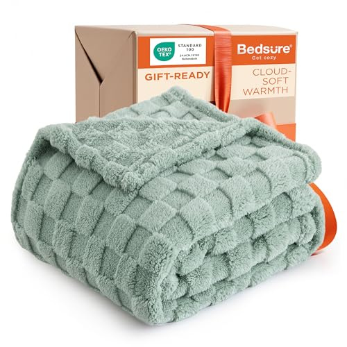Bedsure GentleSoft Sage Green Throw Blanket for Couch - Checkered Fleece Blankets Gifts for Kids Girls, Cute Soft Cozy Spring Throw for Bedroom Home Decor Gifts, 50x60 Inches