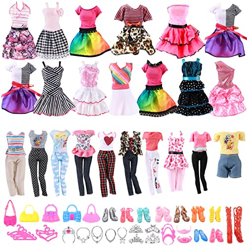 Vicloon Vêtements pour Poupée,43PCS Vêtements Poupée Comprend 5 Robes de soirée+3 Ensembles (Haut+Pantalon)+10 Paires de Chaussures+12 Accessoires(aléatoire) 5 cintres+5 Sacs(aléatoire)